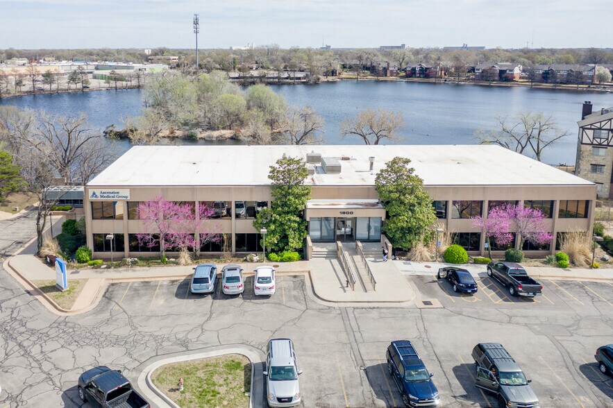 More Photos Of 1900 N Amidon St, Wichita Office For Sale