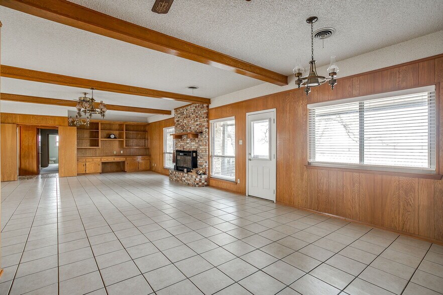 More Photos Of 938 County Road 3341, Paradise Land For Sale