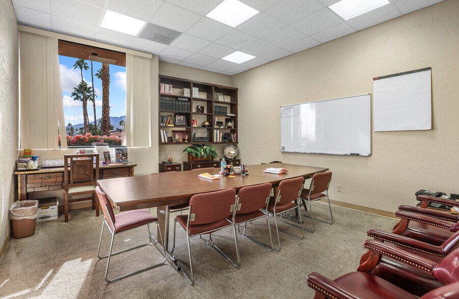 More Photos Of 2100 E Tahquitz Canyon Way, Palm Springs Medical For Lease