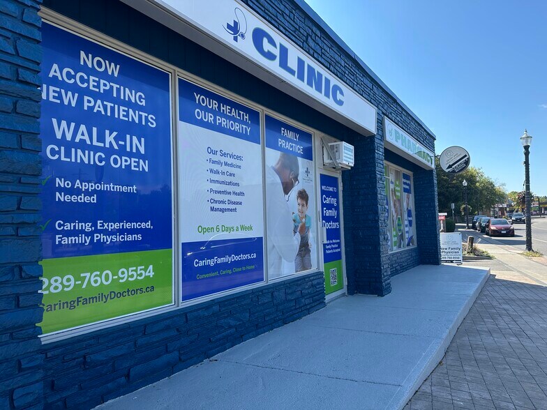 More Photos Of 70 King St E, Hamilton Storefront For Sale