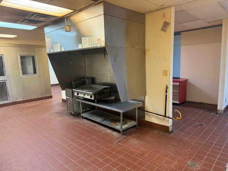 More Photos Of 2881 FM Road 157, Mansfield Restaurant For Lease