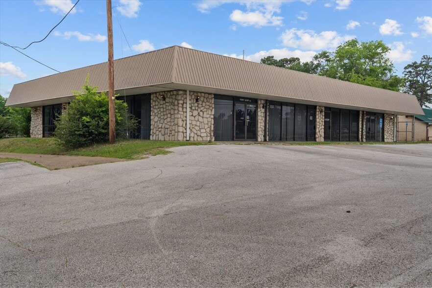 More Photos Of 1528 Nnw Loop 323, Tyler Office For Sale
