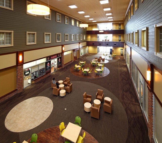 More Photos Of 5500 Main St, Williamsville Office For Lease