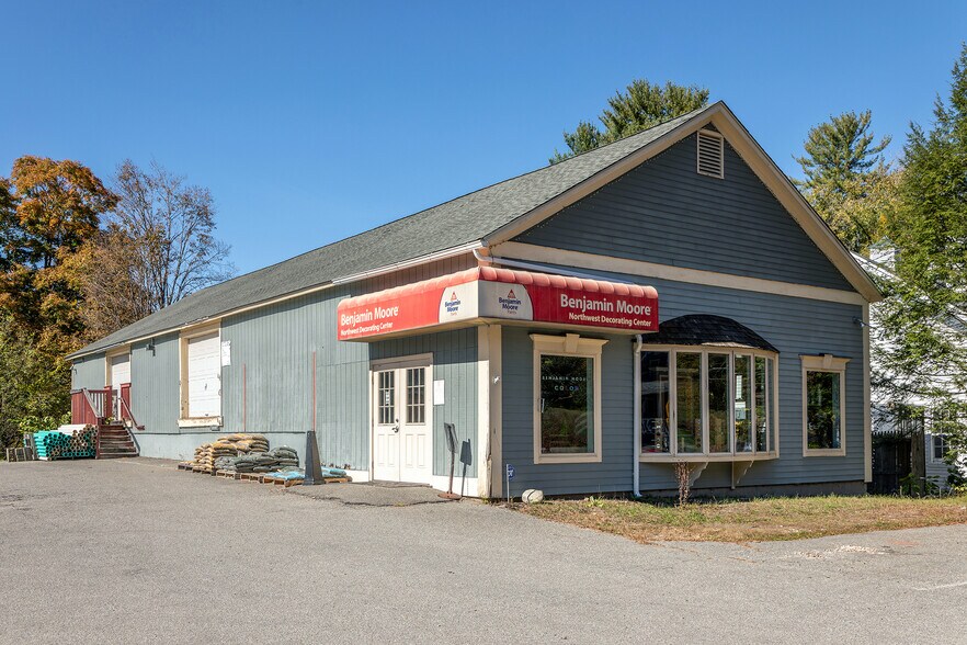 More Photos Of 26 Kent Rd S, Cornwall Bridge Auto Repair For Sale