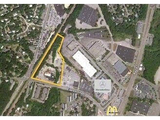 More Photos Of 22 Everett St, Westwood Apartments For Lease