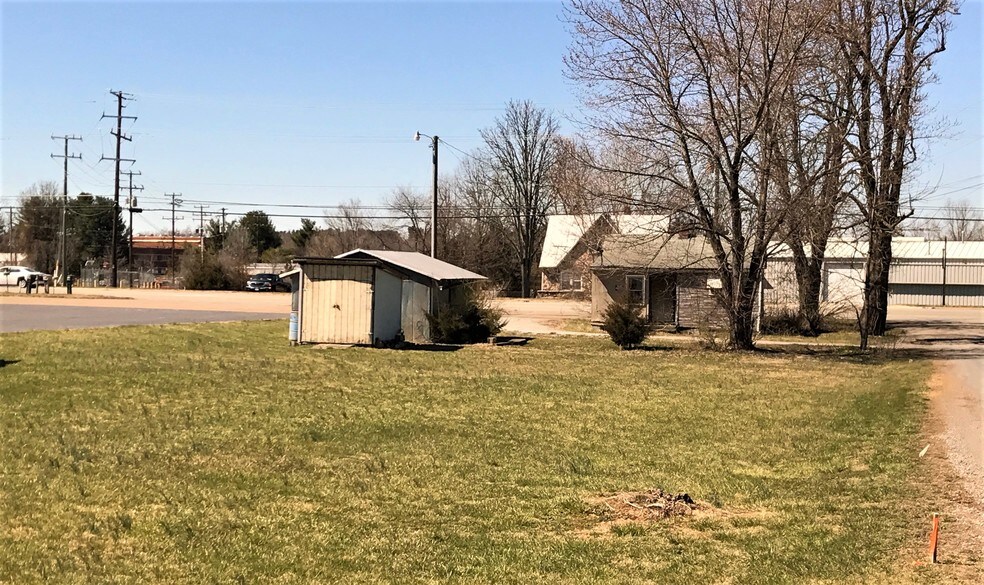 More Photos Of 13 E Side Hwy, Waynesboro Restaurant For Sale