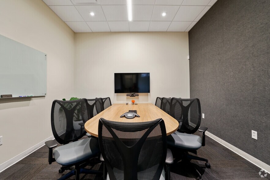 More Photos Of 6200 Village Pky, Dublin Office For Lease
