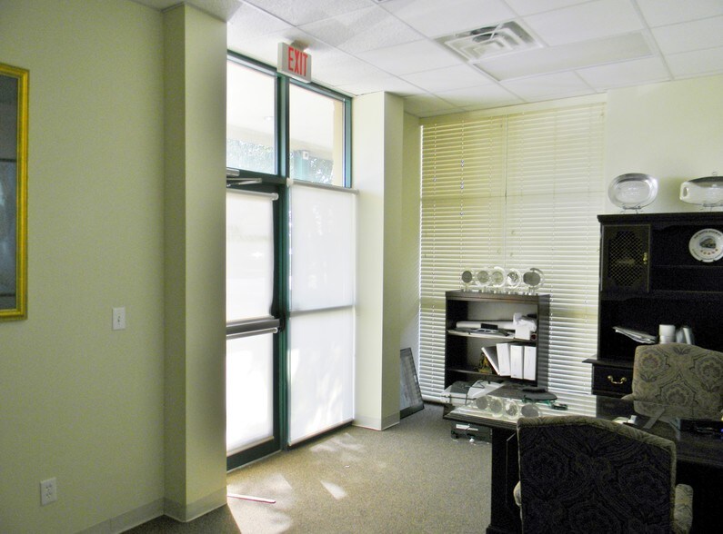 More Photos Of 1801 Auburn Ave, Monroe Loft Creative Space For Lease