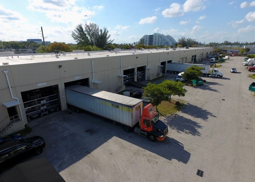 More Photos Of 10800 NW 21st St, Miami Warehouse For Sale