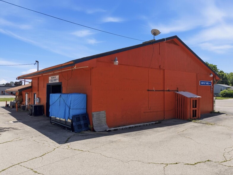 More Photos Of 4134-4138 Dayton Xenia Rd, Dayton Freestanding For Sale
