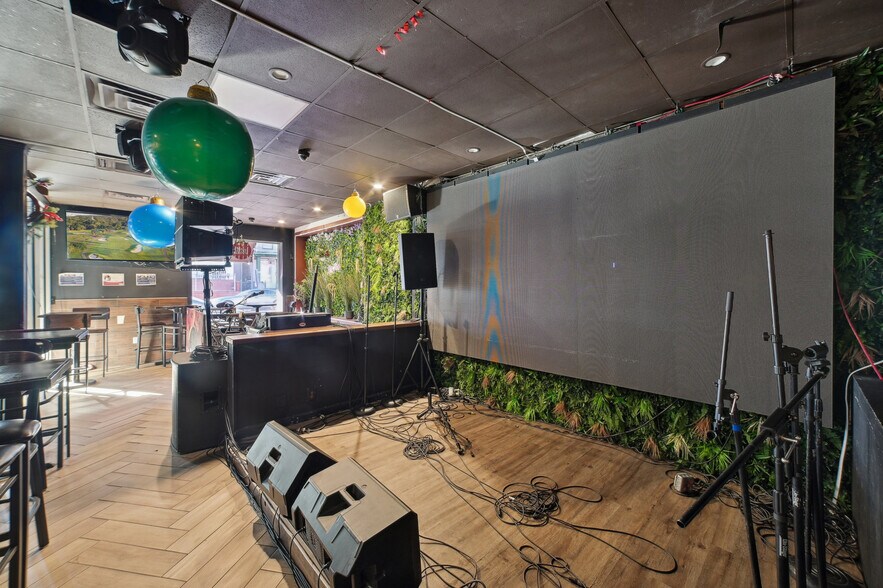 More Photos Of 487-489 21st Ave, Paterson Bar For Sale