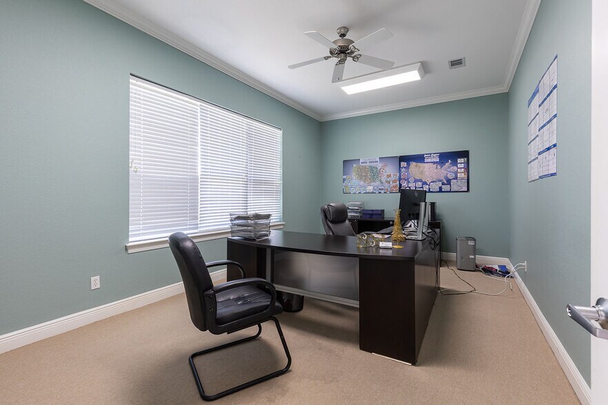 More Photos Of 1288 Country Club Rd, Gulf Breeze Office Residential For Sale