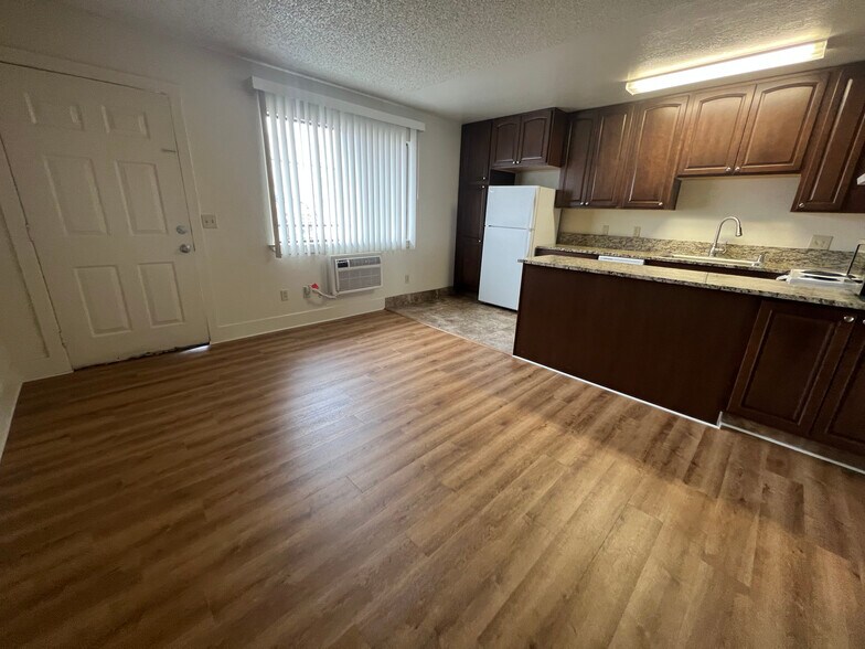 More Photos Of 306 E Taylor St, Reno Apartments For Sale