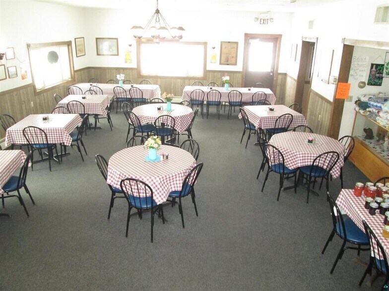 More Photos Of 111 Broadway St, Wrenshall Restaurant For Sale