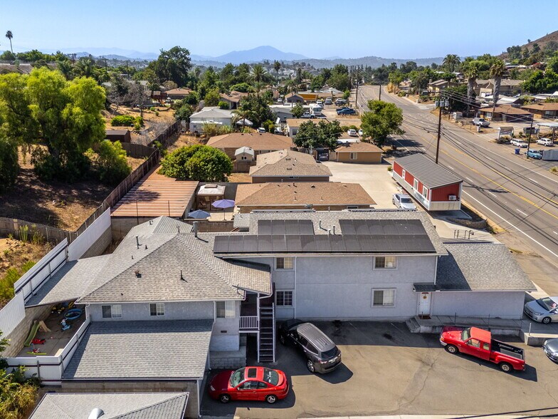 More Photos Of 8545-49 Winter Gardens Blvd, Lakeside Apartments For Sale