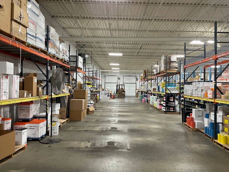More Photos Of 1480 Huntington Ave, Calumet City Warehouse For Lease