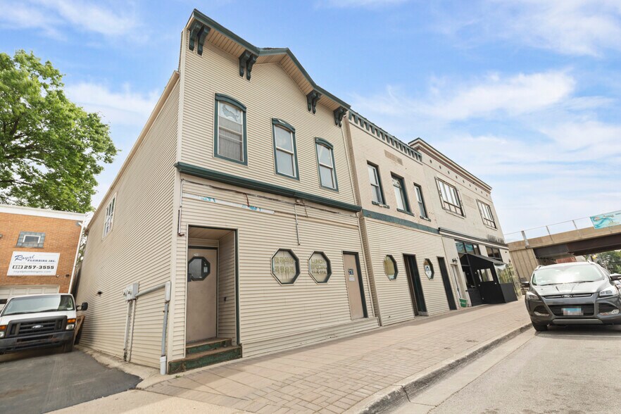 Primary Photo Of 208 Main St, Lemont Storefront Retail Residential For Lease