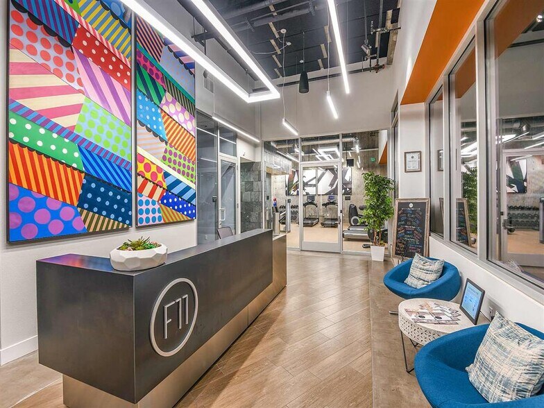 More Photos Of 1110 F St, San Diego Apartments For Lease