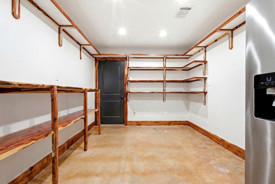 More Photos Of 55 Heritage Rd, Gordonville Office Residential For Sale