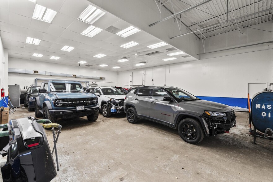 More Photos Of 914 E Main St, Stamford Warehouse For Sale