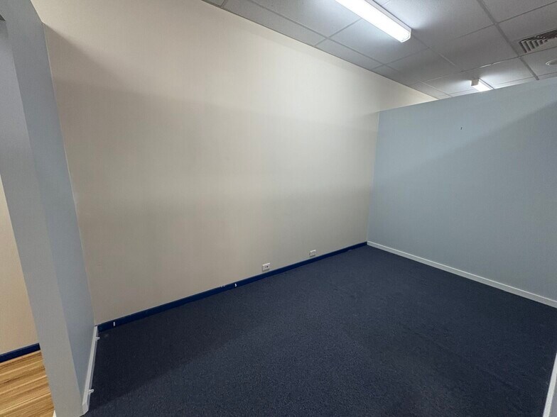 More Photos Of 158 Auburn St, Goulburn Office For Lease