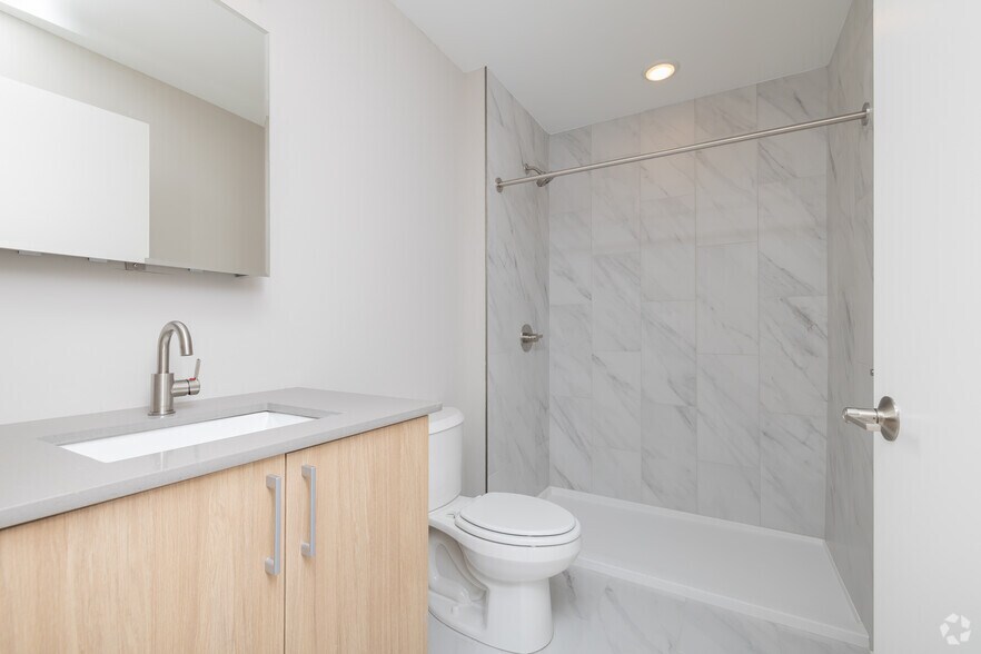 More Photos Of 918-980 N Delaware Ave, Philadelphia Apartments For Lease