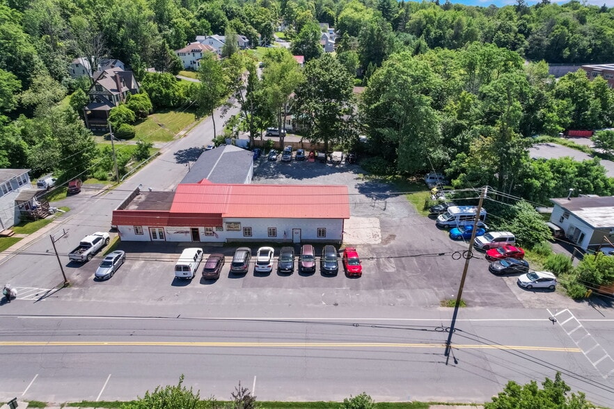 More Photos Of 301 N Main St, Liberty Auto Salvage Facility For Sale