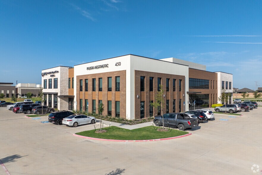 More Photos Of 450 Standridge Blvd, Anna Medical For Lease