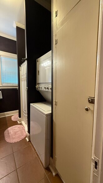 More Photos Of 417 Georgia Ave, Chattanooga Office For Sale