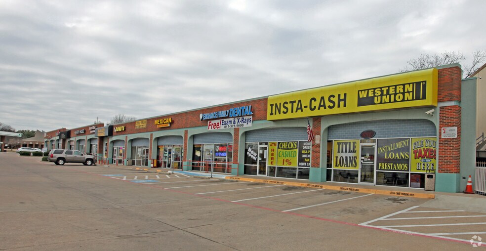 More Photos Of 2300-2339 S Cooper St, Arlington Unknown For Lease