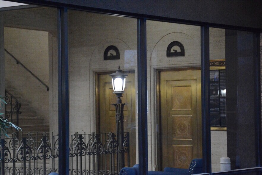 More Photos Of 320 N E St, San Bernardino Loft Creative Space For Lease