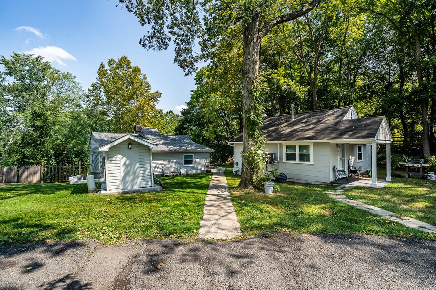 More Photos Of 530 Gravel Pike, Collegeville Apartments For Sale