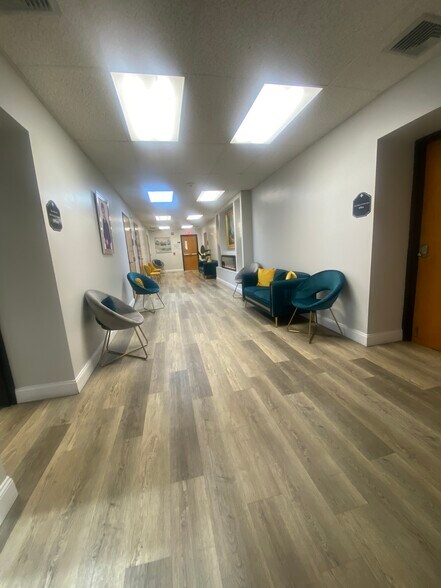 More Photos Of 422 Post Rd, Warwick Medical For Lease