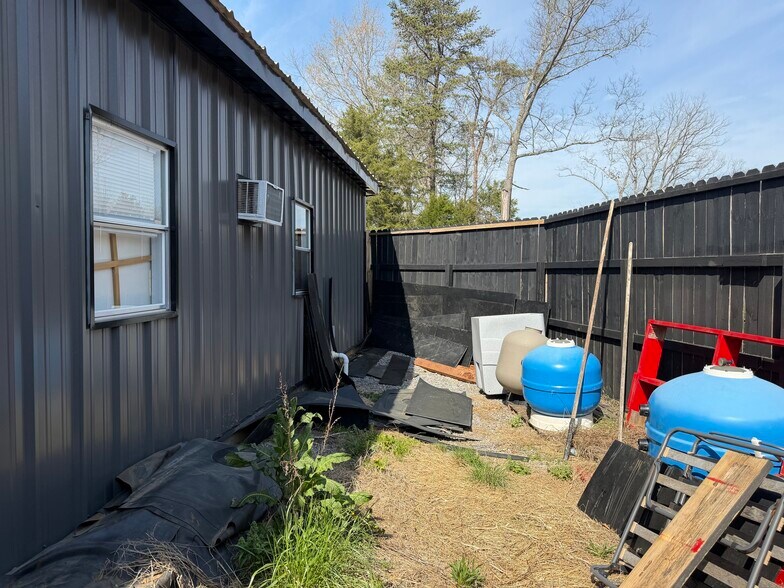 More Photos Of 2253 Boyds Creek Hwy, Sevierville Flex For Sale