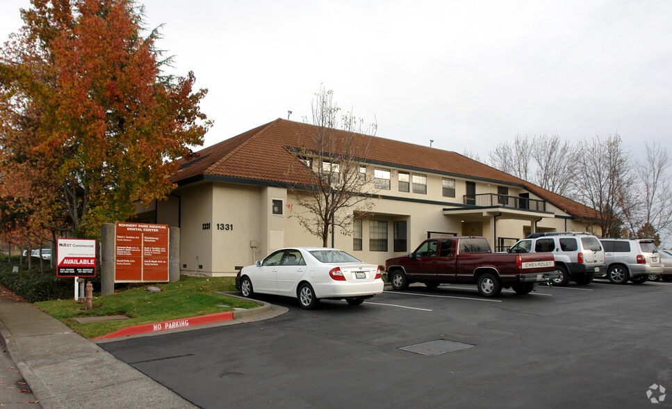 Primary Photo Of 1331 Medical Center Dr, Rohnert Park Medical For Lease