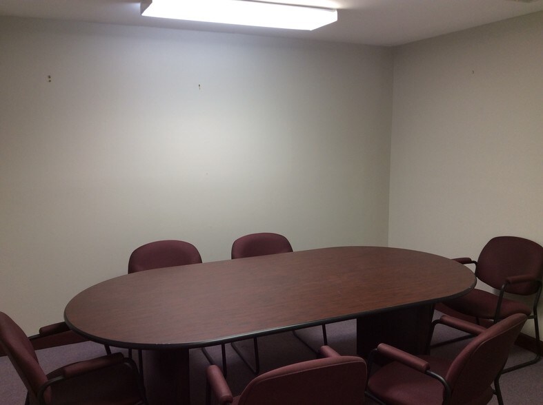 More Photos Of 170 Changebridge Rd, Montville Office For Lease