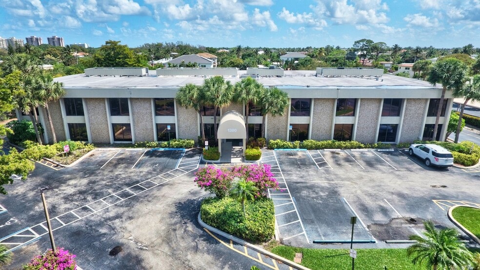 More Photos Of 1300 N Federal Hwy, Boca Raton Medical For Sale