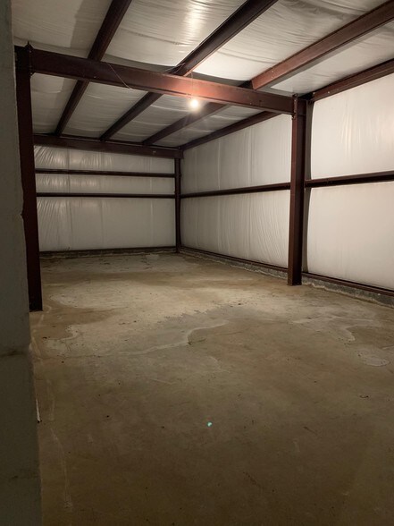 More Photos Of 4415 Best Rd, College Park Warehouse For Lease