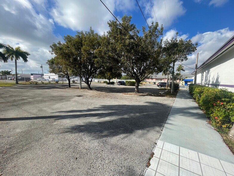 More Photos Of 240 Bahman Ave, Opa Locka Religious Facility For Sale