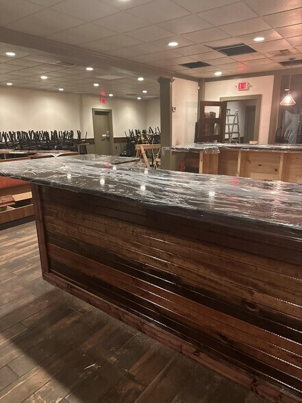 More Photos Of 4000 Fort Campbell Blvd, Hopkinsville Restaurant For Sale