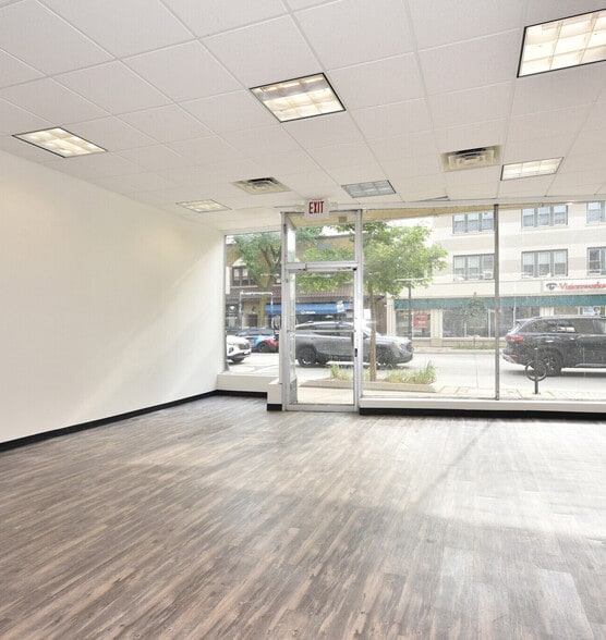 More Photos Of 4001-4015 N Oakland Ave, Milwaukee Apartments For Lease