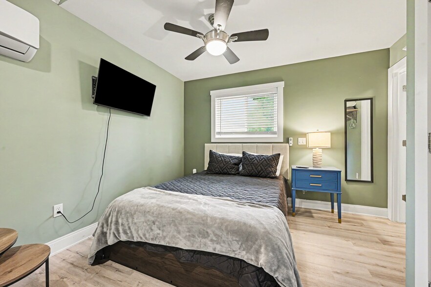 More Photos Of 57440 M 40, Marcellus Specialty For Sale