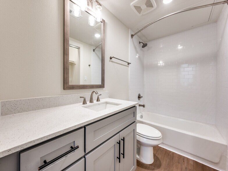 More Photos Of 5317 Reiger Ave, Dallas Apartments For Sale