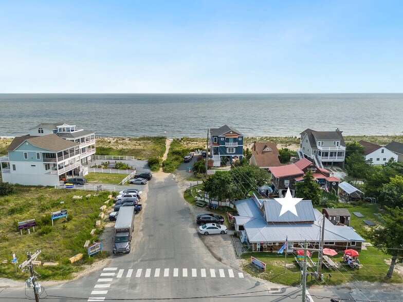 More Photos Of 2 S Bay Shore Dr, Milton Convenience Store For Sale