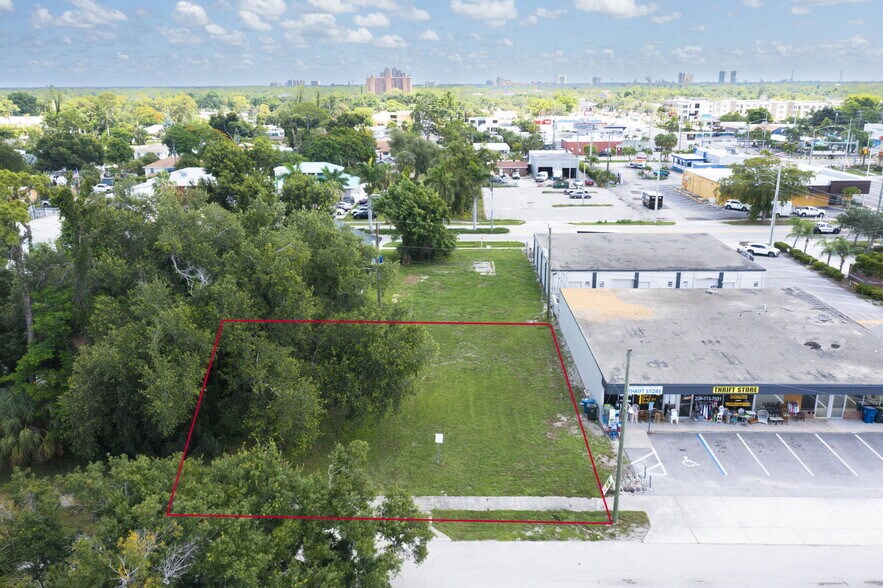 More Photos Of 1925 Suwanee Ave, Fort Myers Land For Sale