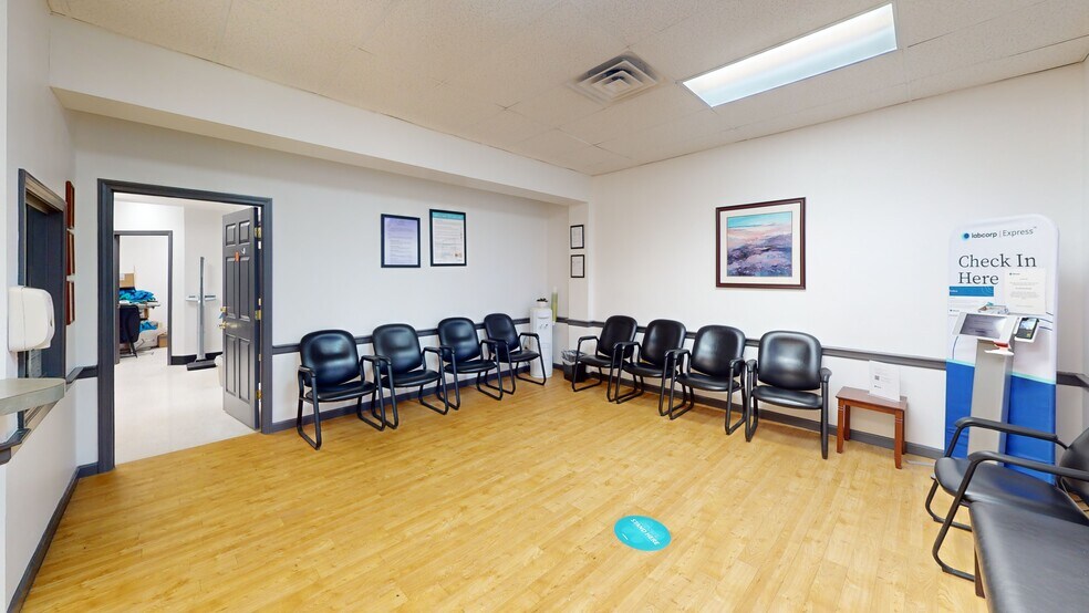 More Photos Of 875 Greenland Rd, Portsmouth Medical For Sale
