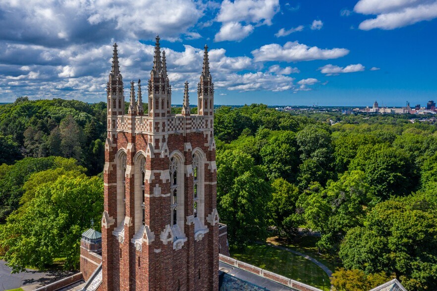 More Photos Of 1100 Goodman St S, Rochester Schools For Lease