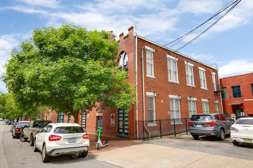 More Photos Of 104 N 19th St, Richmond Loft Creative Space For Sale