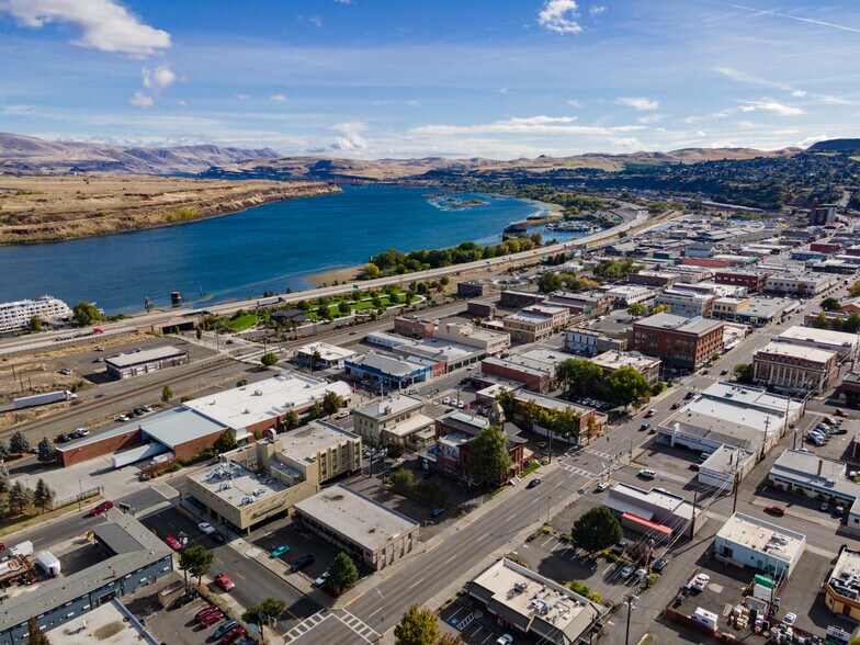More Photos Of 311 Union St, The Dalles Restaurant For Sale