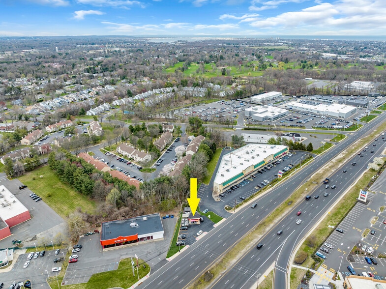 More Photos Of 15 Highway 36, Eatontown Freestanding For Lease